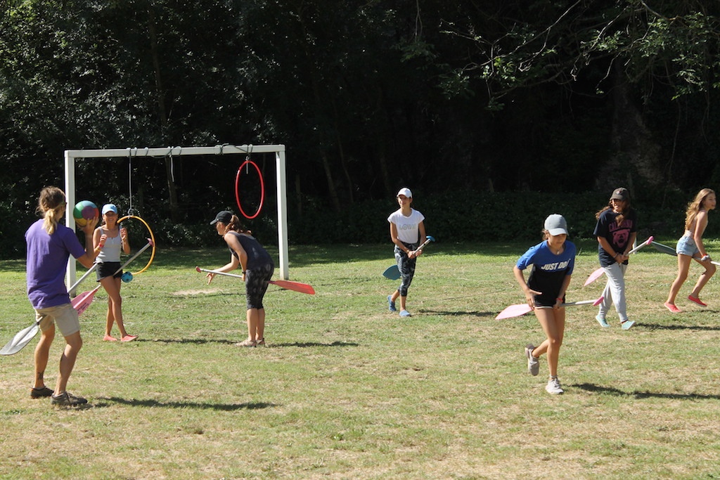 Village Camps International Summer Camp Ard&egrave;che, France 2019-07-26 https://www.villagecamps.com/journals_admin/images/2166-7199-Quidditch3 copy.jpg